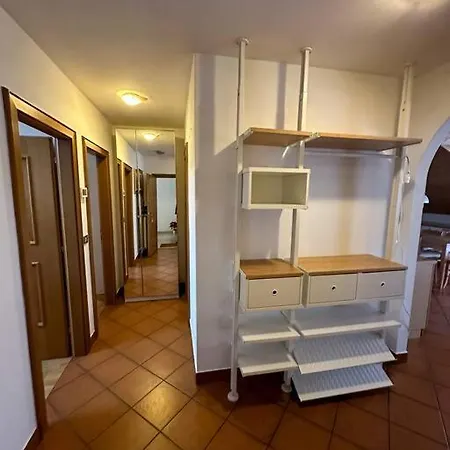 Suan Hut Apartment