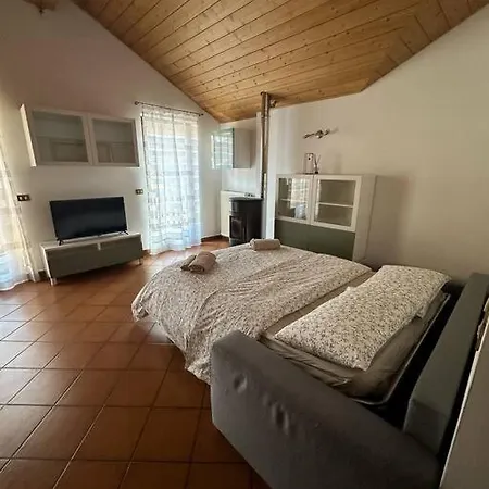 Suan Hut Apartment *
